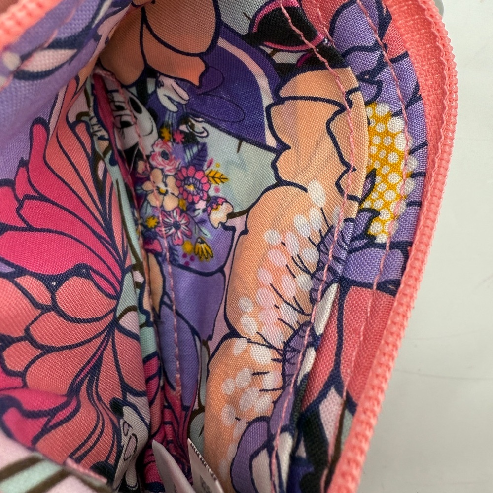 Vera Bradley Disney ID Holder Pink Bow MiniWallet Minnie Mouse Lanyard Key Chain - Picture 6 of 7